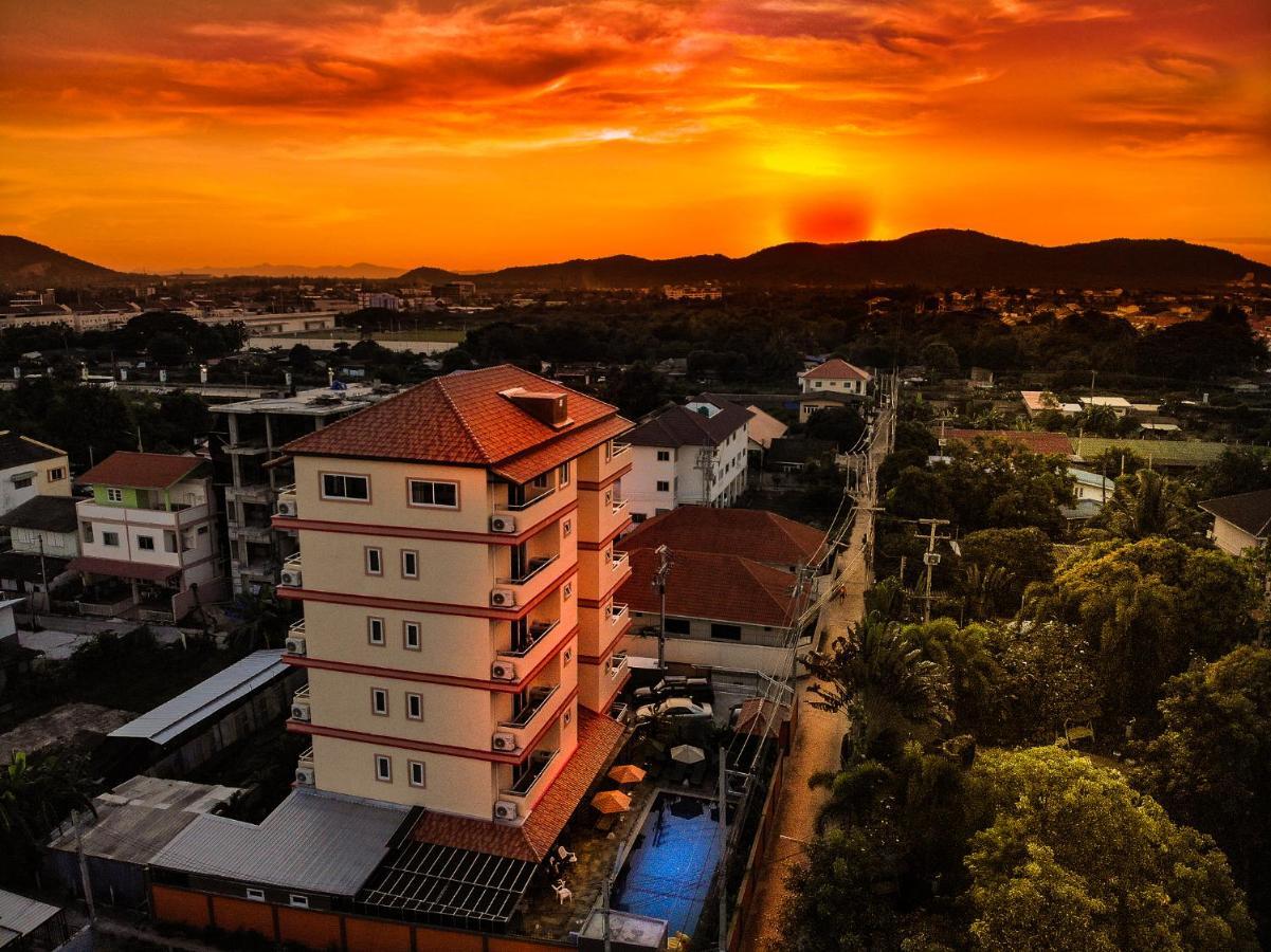 Sky Villa Hua Hin Guesthouse - Adults-Only Eksteriør bilde